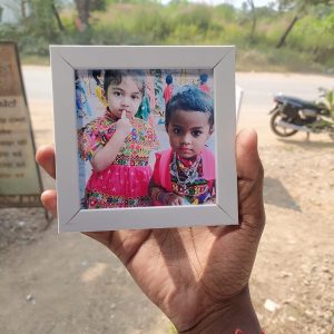 Customized Square Photo Frames – Set of 5