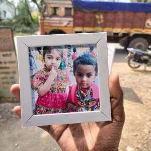 Customized Square Photo Frames – Set of 5